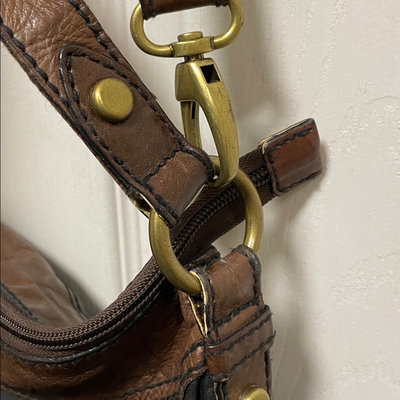 Fossil |Heritage |"Long Live Vintage"|Two-Tone | Leather |Crossbody/Shoulder Bag - Picture 5 of 16